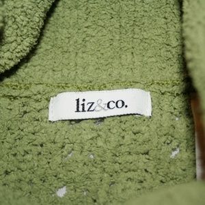 Liz and CO Green Turtle neck